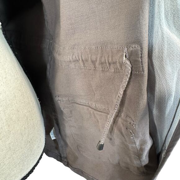 Market & Spruce Medium Kathleen Cargo Jacket Hooded Pockets Stretch Full-Zip New - Picture 9 of 12